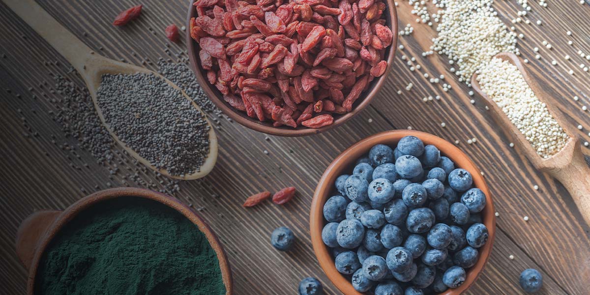 Probióticos vs. prebióticos: qué son, cómo funcionan y cuándo usarlos