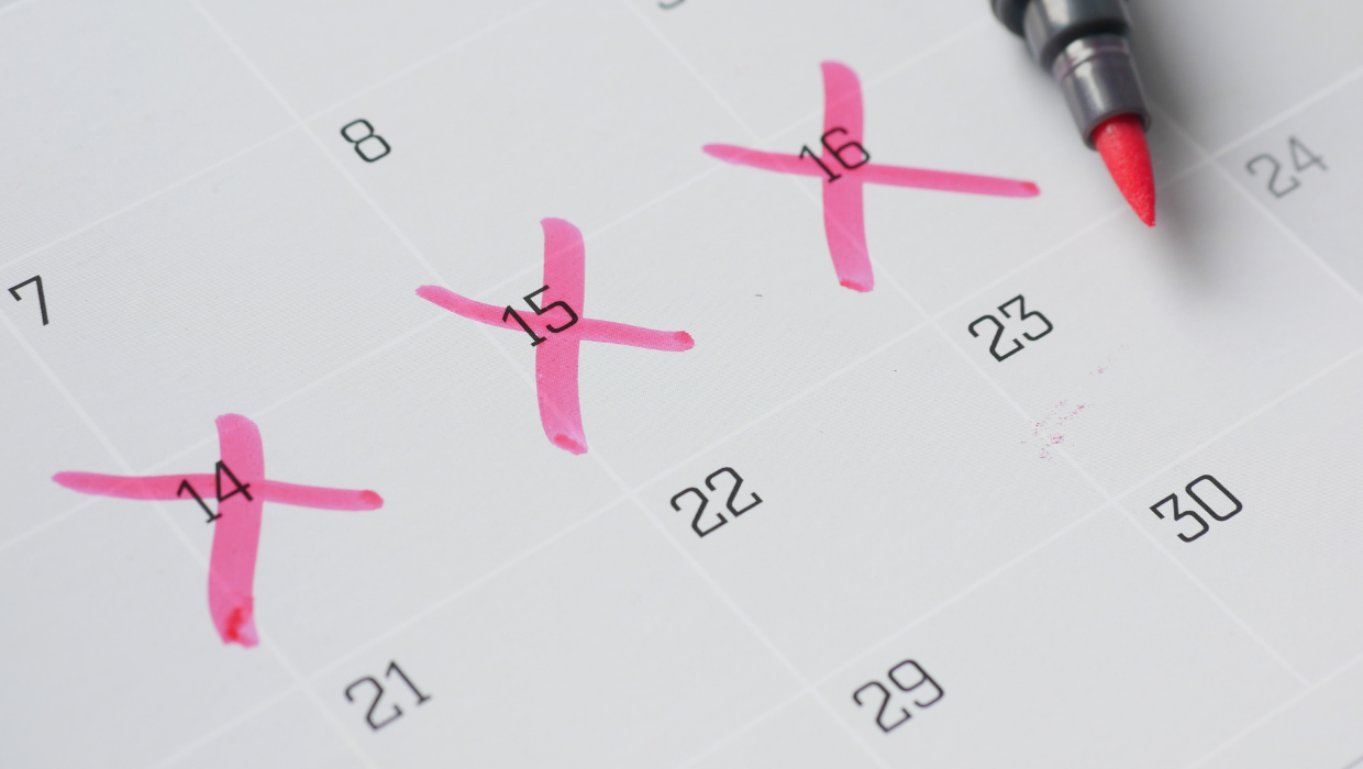 Absentismo disciplinario: el Supremo fija que el “mes” se cuenta de fecha a fecha