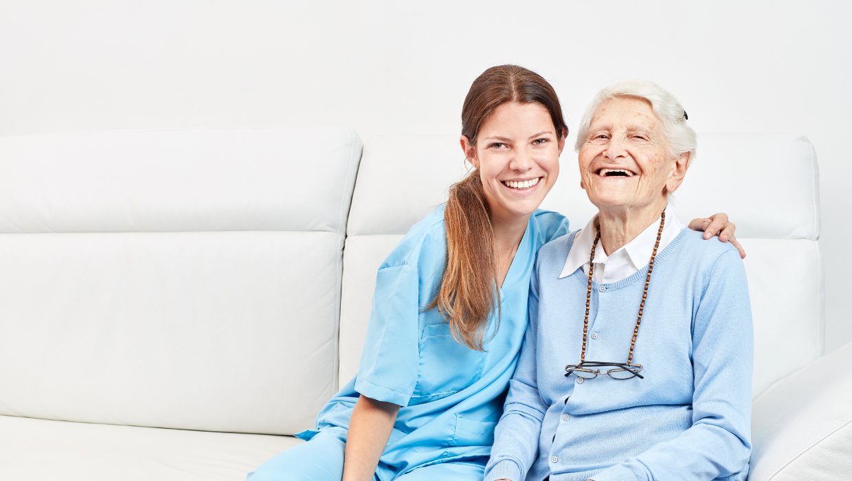 Primeros auxilios en pacientes geriátricos para personal asistencial. Teórico-práctico.